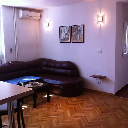 Holiday'n'deluxe Suites * Skopje