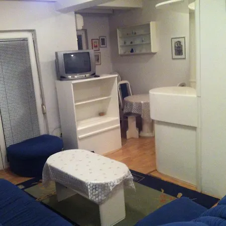 Holiday'n'deluxe Suites * Skopje