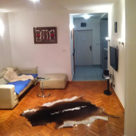 Holiday'n'deluxe Suites *